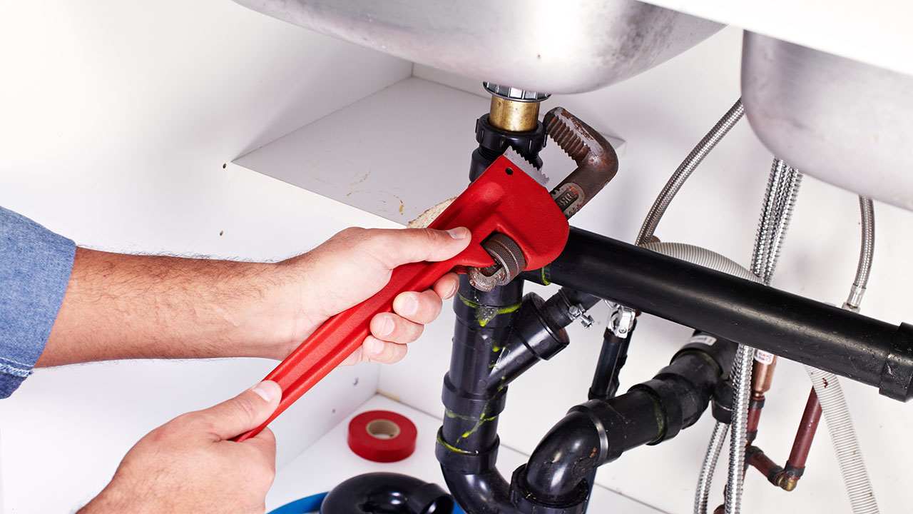 Duvardan Gelen Su Seslerinin Kaynağını Buluyoruz